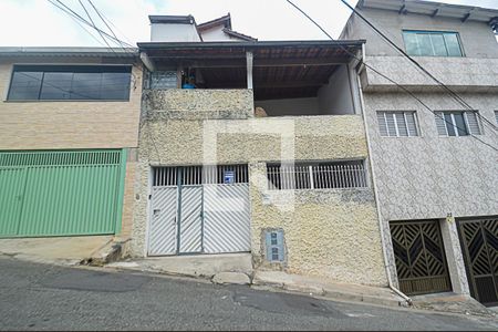 Fachada de casa à venda com 5 quartos, 449m² em Taboão, São Bernardo do Campo