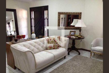 Casa de Condomínio à venda com 3 quartos, 230m² em Pechincha, Rio de Janeiro