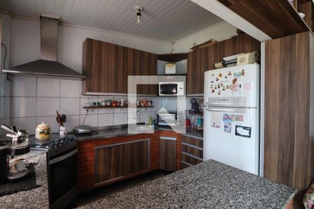 Cozinha de casa à venda com 2 quartos, 165m² em Marechal Rondon, Canoas