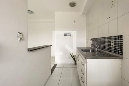 Cozinha de apartamento para alugar com 1 quarto, 40m² em Cambuci, São Paulo