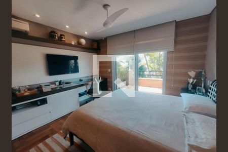 Foto 17 de casa à venda com 5 quartos, 450m² em Alto de Pinheiros, São Paulo