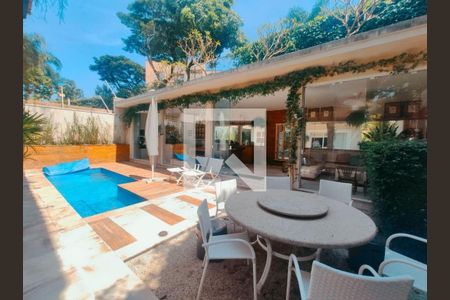 Foto 02 de casa à venda com 5 quartos, 450m² em Alto de Pinheiros, São Paulo