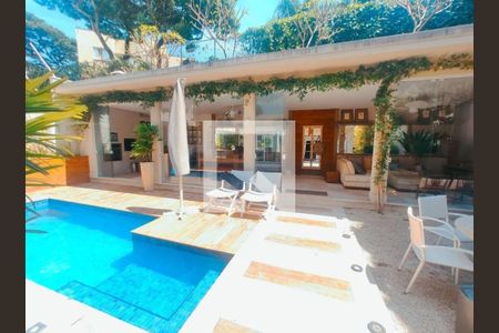 Foto 01 de casa à venda com 5 quartos, 450m² em Alto de Pinheiros, São Paulo