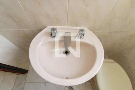 Banheiro 3 de casa à venda com 4 quartos, 166m² em Vila Elze, São Paulo