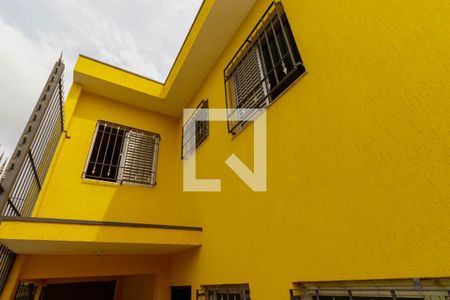 Quintal de casa à venda com 4 quartos, 166m² em Vila Elze, São Paulo