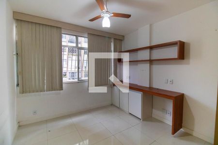 Quarto 2 de apartamento à venda com 3 quartos, 150m² em Icaraí, Niterói