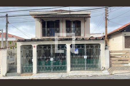 Fachada de casa à venda com 4 quartos, 211m² em Sacoma, São Paulo