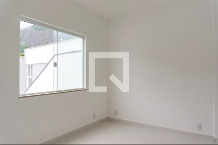 Quarto 2 de casa à venda com 3 quartos, 100m² em Itaipu, Niterói