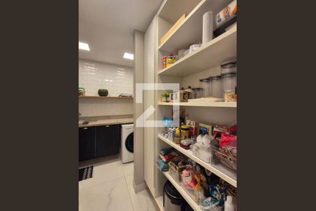 Despensa de casa de condomínio à venda com 4 quartos, 300m² em Recreio dos Bandeirantes, Rio de Janeiro