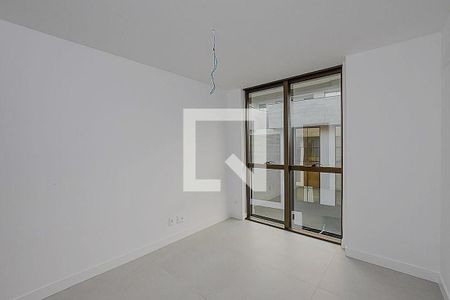Apartamento à venda com 4 quartos, 148m² em Camboinhas, Niterói