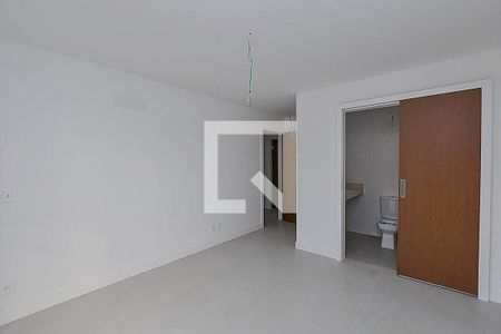 Apartamento à venda com 4 quartos, 148m² em Camboinhas, Niterói