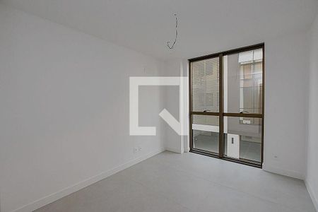 Apartamento à venda com 4 quartos, 145m² em Camboinhas, Niterói