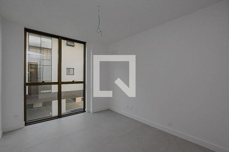 Apartamento à venda com 4 quartos, 145m² em Camboinhas, Niterói