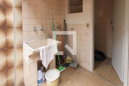 Área de Serviço de casa para alugar com 3 quartos, 200m² em Jardim Vila Formosa, São Paulo