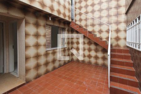 Quintal de casa para alugar com 3 quartos, 200m² em Jardim Vila Formosa, São Paulo
