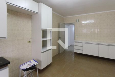Cozinha de casa para alugar com 3 quartos, 200m² em Jardim Vila Formosa, São Paulo