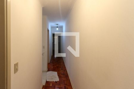 Corredor de casa para alugar com 3 quartos, 200m² em Jardim Vila Formosa, São Paulo