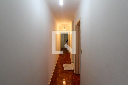 Corredor de casa para alugar com 3 quartos, 200m² em Jardim Vila Formosa, São Paulo