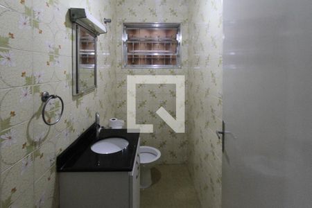 Lavabo de casa para alugar com 3 quartos, 200m² em Jardim Vila Formosa, São Paulo