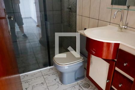Banheiro de apartamento para alugar com 2 quartos, 64m² em Aliança, Osasco