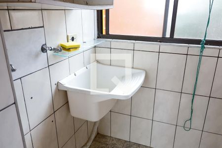 Área de Serviço de apartamento para alugar com 2 quartos, 64m² em Aliança, Osasco