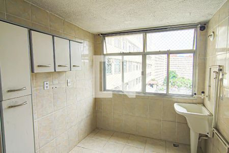 Cozinha e área de serviço de apartamento à venda com 1 quarto, 45m² em Jacarepaguá, Rio de Janeiro