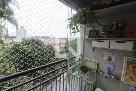 Sala Varanda de apartamento para alugar com 2 quartos, 52m² em Parque Maria Domitila, São Paulo