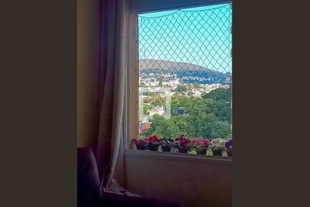 Vista Sala de apartamento à venda com 3 quartos, 67m² em Partenon, Porto Alegre