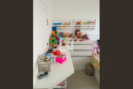 Quarto de apartamento à venda com 3 quartos, 67m² em Partenon, Porto Alegre