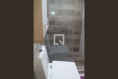 Banheiro da Suíte de apartamento à venda com 3 quartos, 67m² em Partenon, Porto Alegre