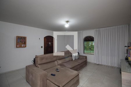 Sala de casa à venda com 3 quartos, 141m² em Vila Nelson, São Paulo