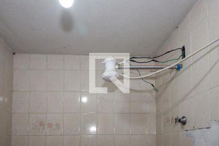 Banheiro 3 de casa para alugar com 2 quartos, 100m² em Jardim Ana Maria, São Paulo