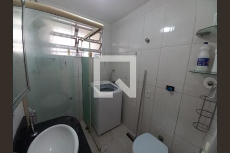Banheiro de apartamento para alugar com 1 quarto, 50m² em Morro dos Barbosas, São Vicente