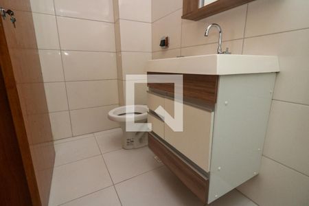 Banheiro de apartamento à venda com 2 quartos, 58m² em Centro Histórico, Porto Alegre