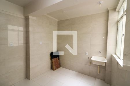 Cozinha e Área de Serviço de apartamento à venda com 2 quartos, 58m² em Centro Histórico, Porto Alegre
