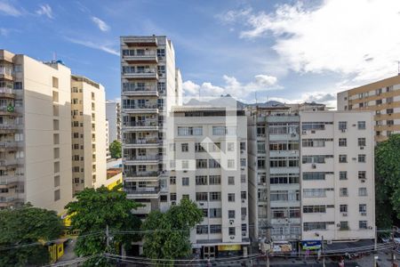 Sala Vista de apartamento à venda com 2 quartos, 60m² em Tijuca, Rio de Janeiro