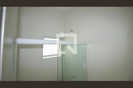 Banheiro de kitnet/studio para alugar com 1 quarto, 30m² em Parque Luis Mucciolo, São Paulo