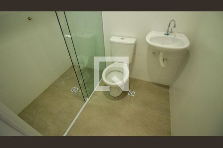 Banheiro de apartamento para alugar com 1 quarto, 35m² em Parque Luis Mucciolo, São Paulo