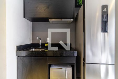 Cozinha de kitnet/studio para alugar com 1 quarto, 23m² em Cerqueira César, São Paulo