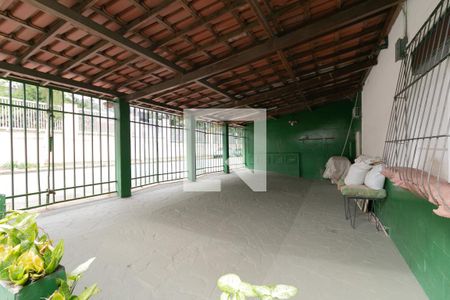 Garagem de casa à venda com 4 quartos, 117m² em Ouro Preto, Belo Horizonte