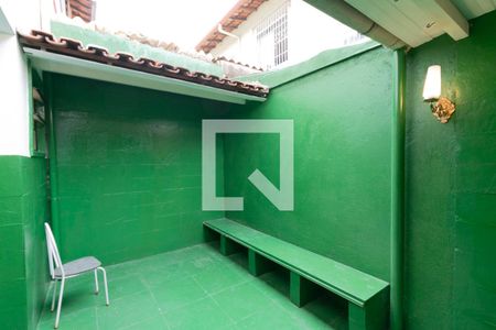 Área Externa de casa à venda com 4 quartos, 117m² em Ouro Preto, Belo Horizonte