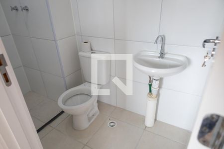 Banheiro de apartamento à venda com 2 quartos, 35m² em Usina Piratininga, São Paulo