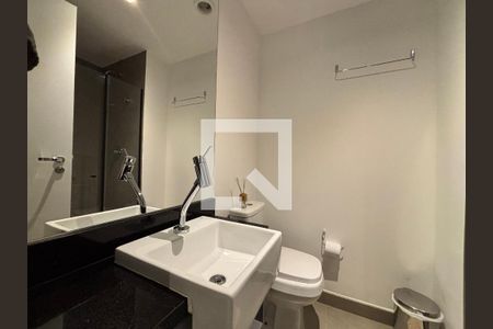 Banheiro de kitnet/studio à venda com 1 quarto, 25m² em Indianópolis, São Paulo