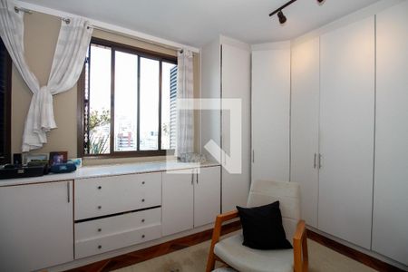 Closet da Suíte de apartamento à venda com 4 quartos, 196m² em Jardim America, São Paulo