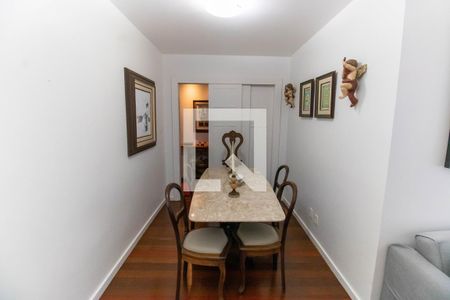 Sala de apartamento à venda com 3 quartos, 115m² em Icaraí, Niterói