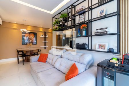 Sala de Estar de apartamento à venda com 2 quartos, 69m² em Santa Teresinha, São Paulo