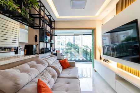 Sala de Estar de apartamento à venda com 2 quartos, 69m² em Santa Teresinha, São Paulo