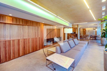 Hall de entrada de apartamento à venda com 3 quartos, 374m² em Três Figueiras, Porto Alegre