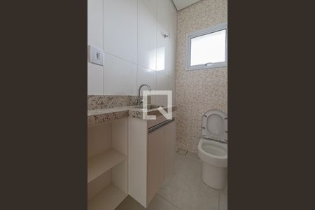 Lavabo de casa à venda com 3 quartos, 185m² em Vila Sao Geraldo, São Paulo