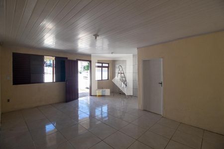 Sala/Cozinha de casa para alugar com 2 quartos, 60m² em Rubem Berta, Porto Alegre